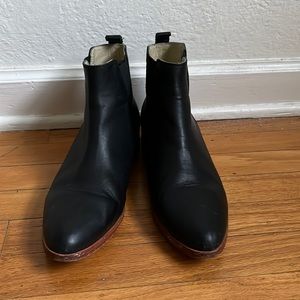 Nisolo Everyday Chelsea Boots in Black Leather sz 9.5